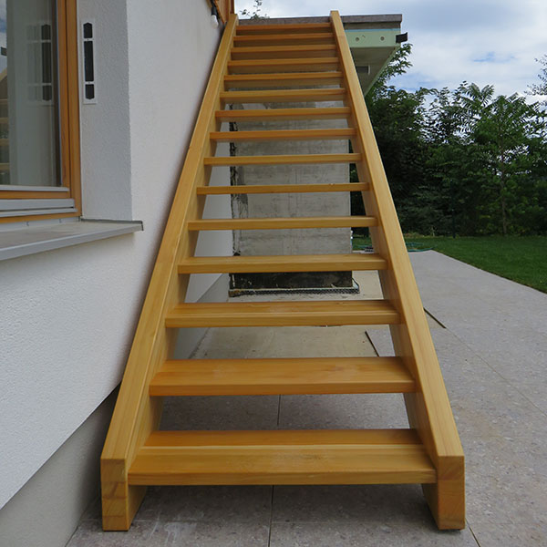 lesene samonosilne stopnice